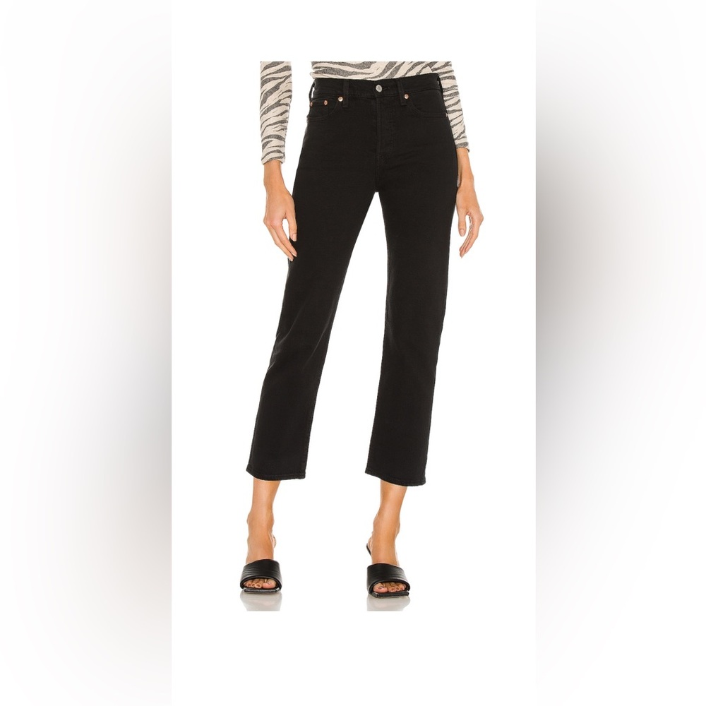 NWT Levi’s Wedgie Straight Ankle Jeans in Black